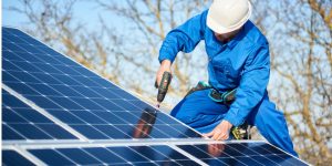 Installation Maintenance Panneaux Solaires Photovoltaïques à Saint-Senoux